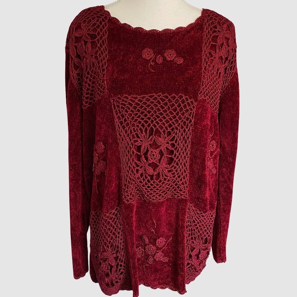 Radzoli Deep Red Chenille Dainty Crochet Flower Detail Cozy Holiday Sweater-Sz-L